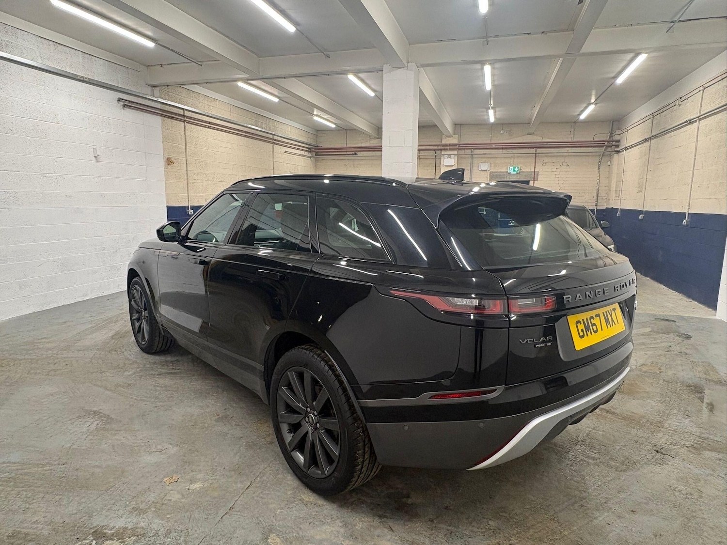 Used Land Rover Range Rover Velar 2017 for sale - 77131046: Photo 5