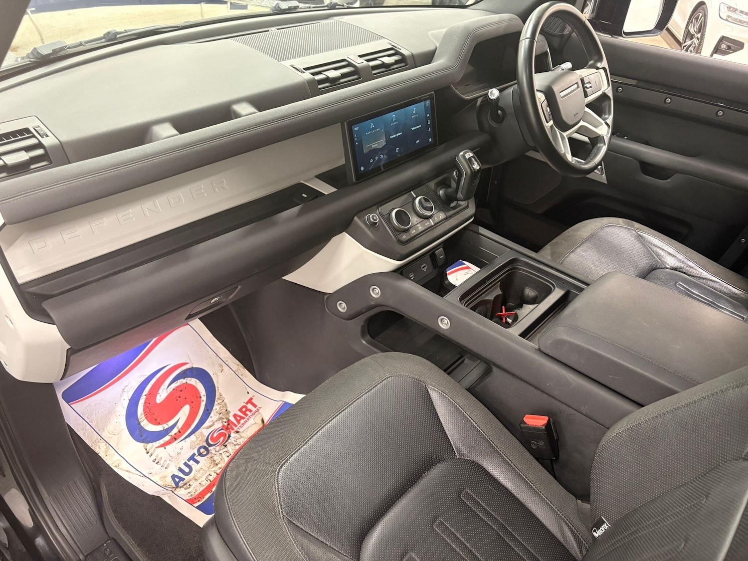 Used Land Rover Defender 110 2020 for sale - 77215544: Photo 3