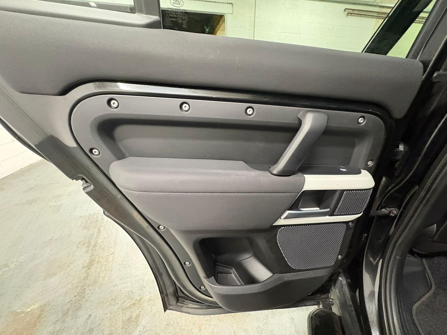 Used Land Rover Defender 110 2020 for sale - 77215544: Photo 56