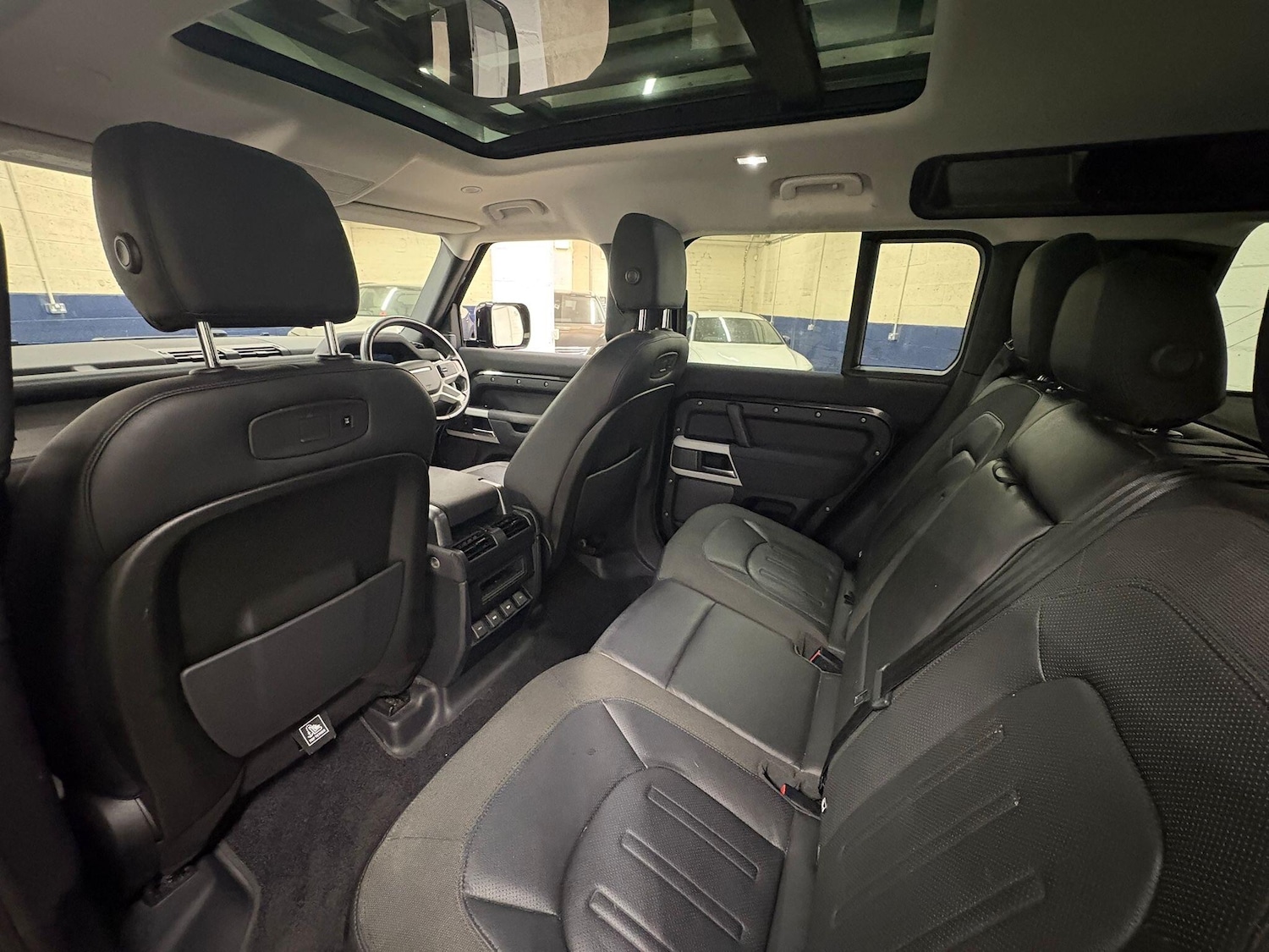 Used Land Rover Defender 110 2020 for sale - 77215544: Photo 59