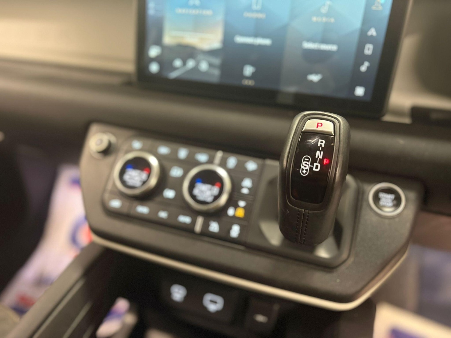 Used Land Rover Defender 110 2020 for sale - 77215544: Photo 70