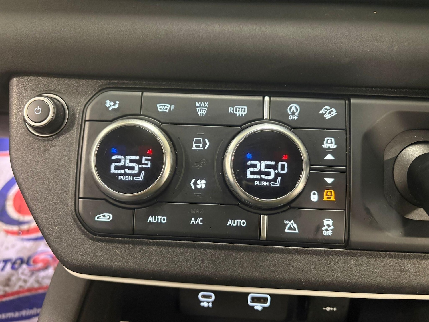 Used Land Rover Defender 110 2020 for sale - 77215544: Photo 71