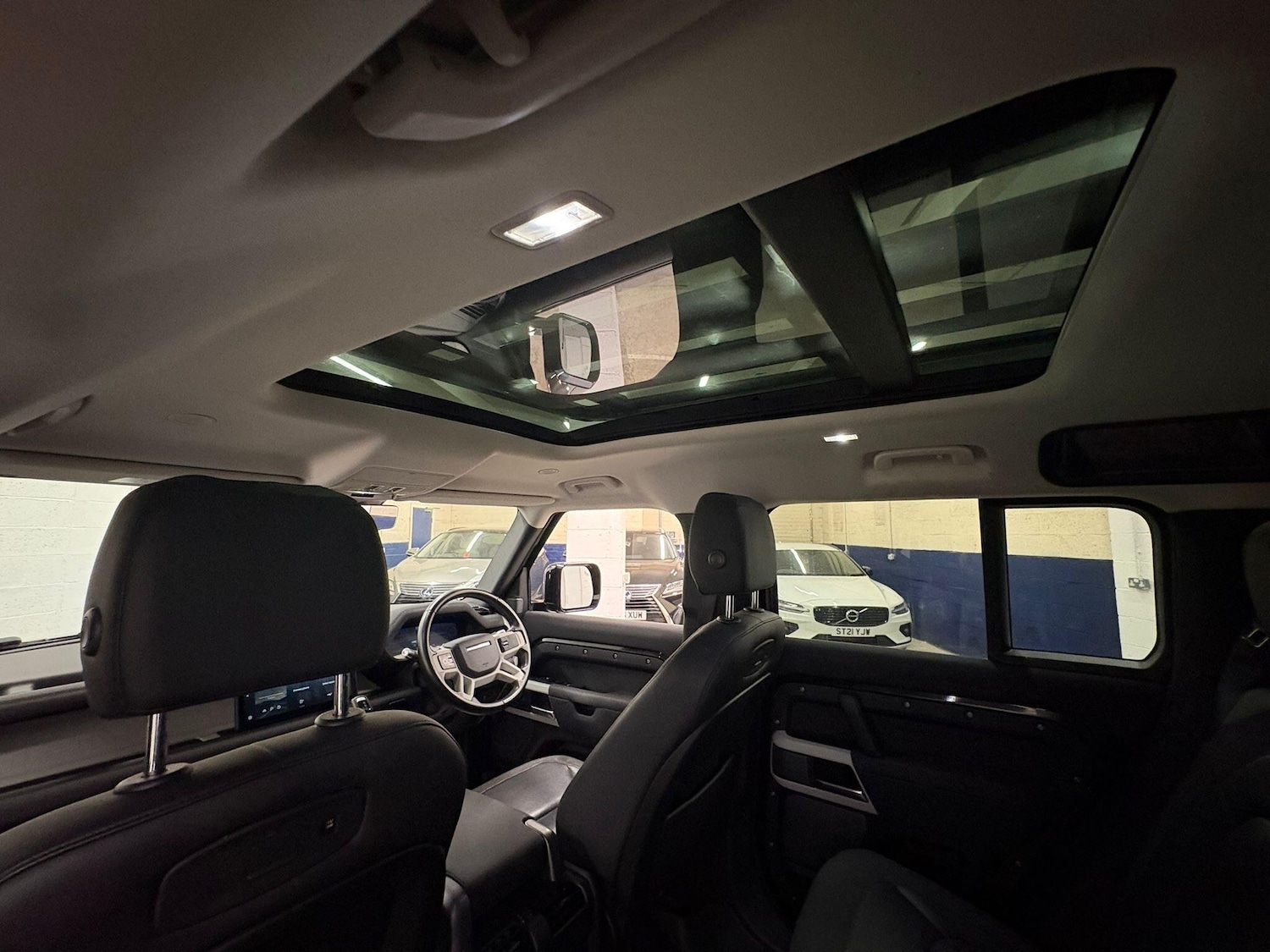 Used Land Rover Defender 110 2020 for sale - 77215544: Photo 73