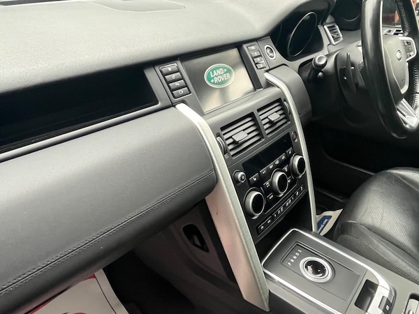 Used Land Rover Discovery Sport 2015 for sale - 76136529: Photo 21