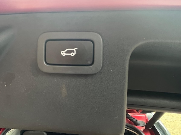 Used Land Rover Discovery Sport 2015 for sale - 76136529: Photo 29
