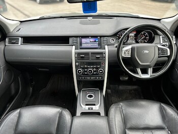 Used Land Rover Discovery Sport 2016 for sale - 77783436: Photo