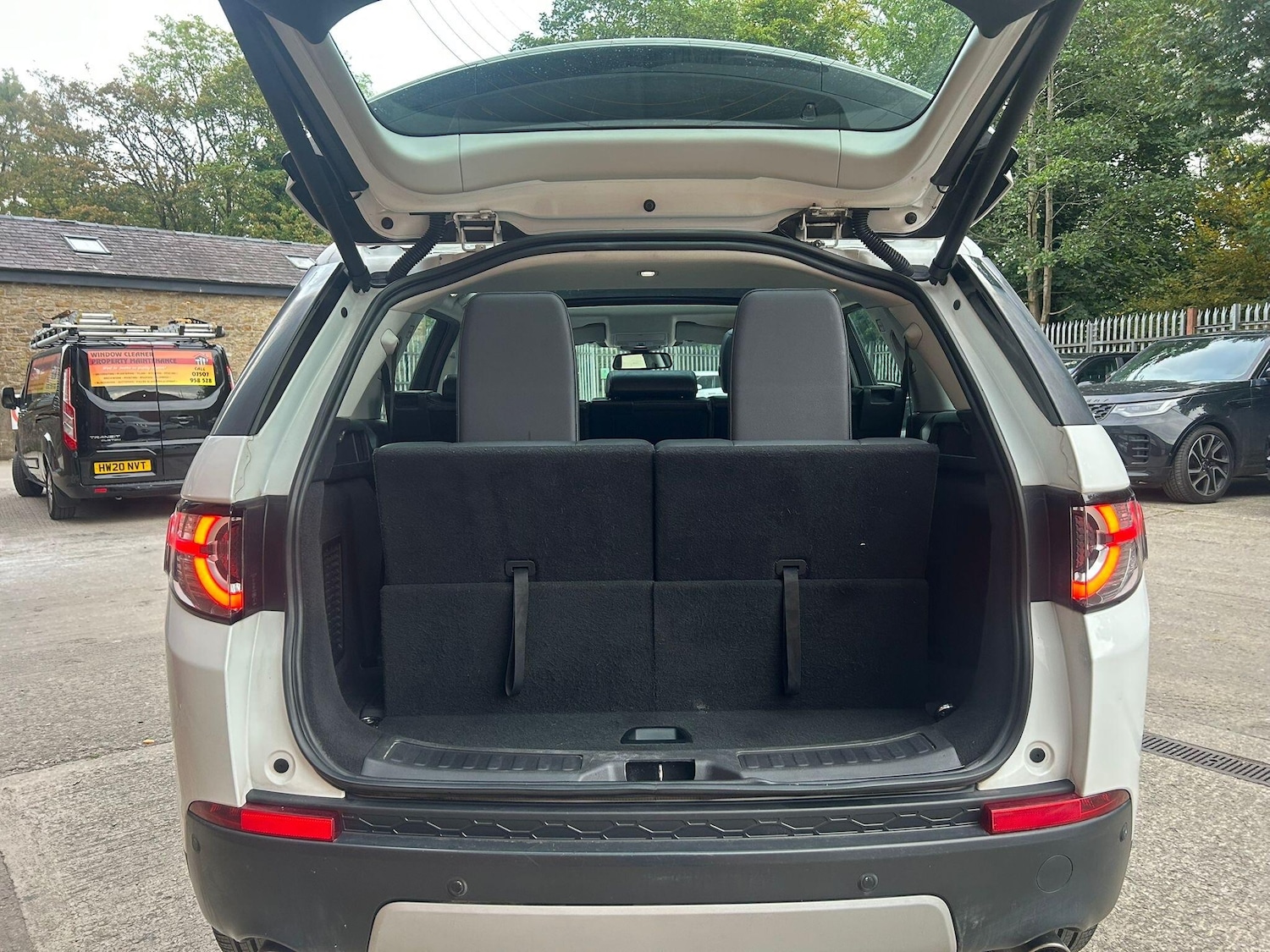 Used Land Rover Discovery Sport for sale - 77783436: Photo 40