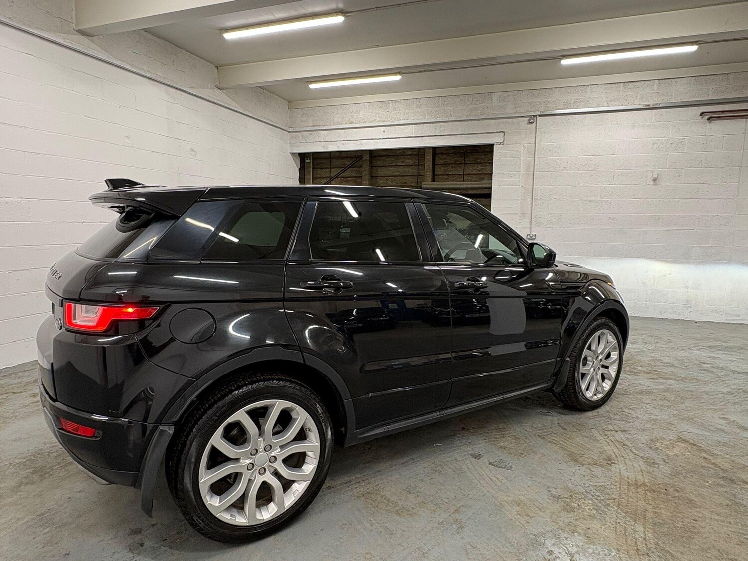 Used Land Rover Range Rover Evoque 2017 for sale - 76550840: Photo 7