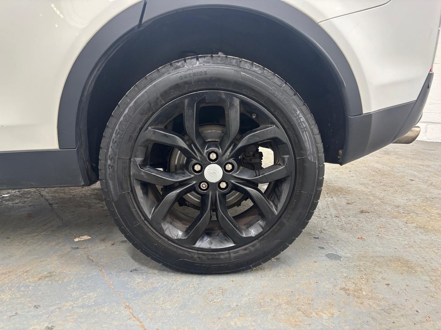 Used Land Rover Discovery Sport 2017 for sale - 76700583: Photo 13