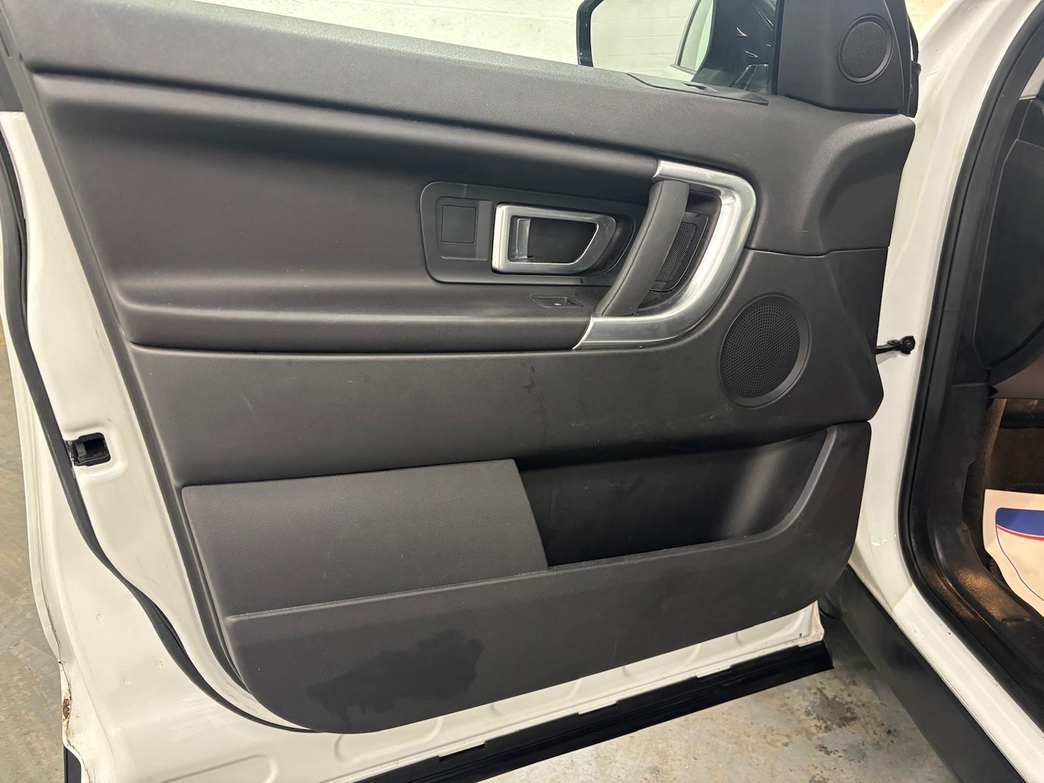 Used Land Rover Discovery Sport 2017 for sale - 76700583: Photo 23