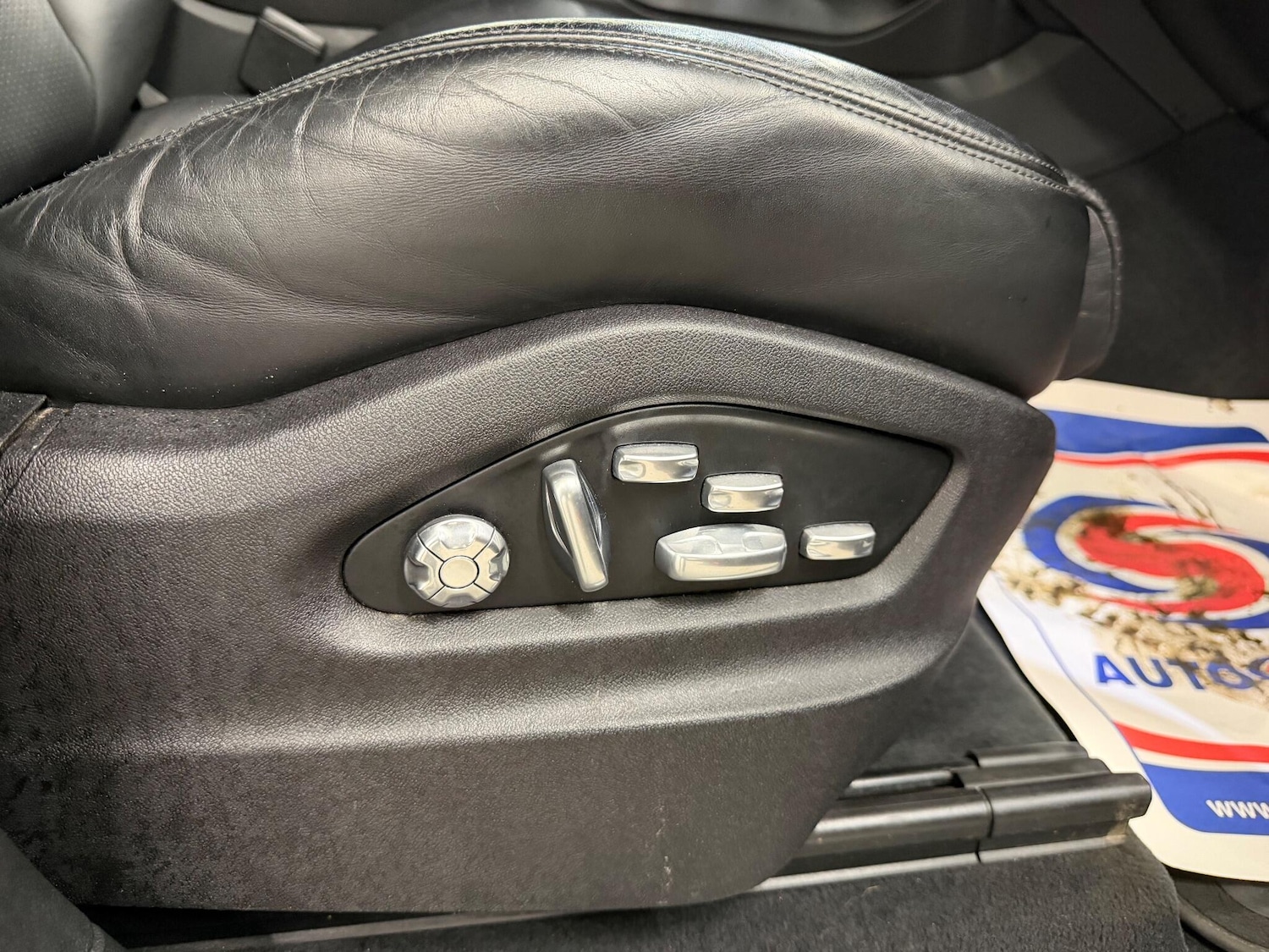 Used Porsche Cayenne 2018 for sale - 76926777: Photo 16