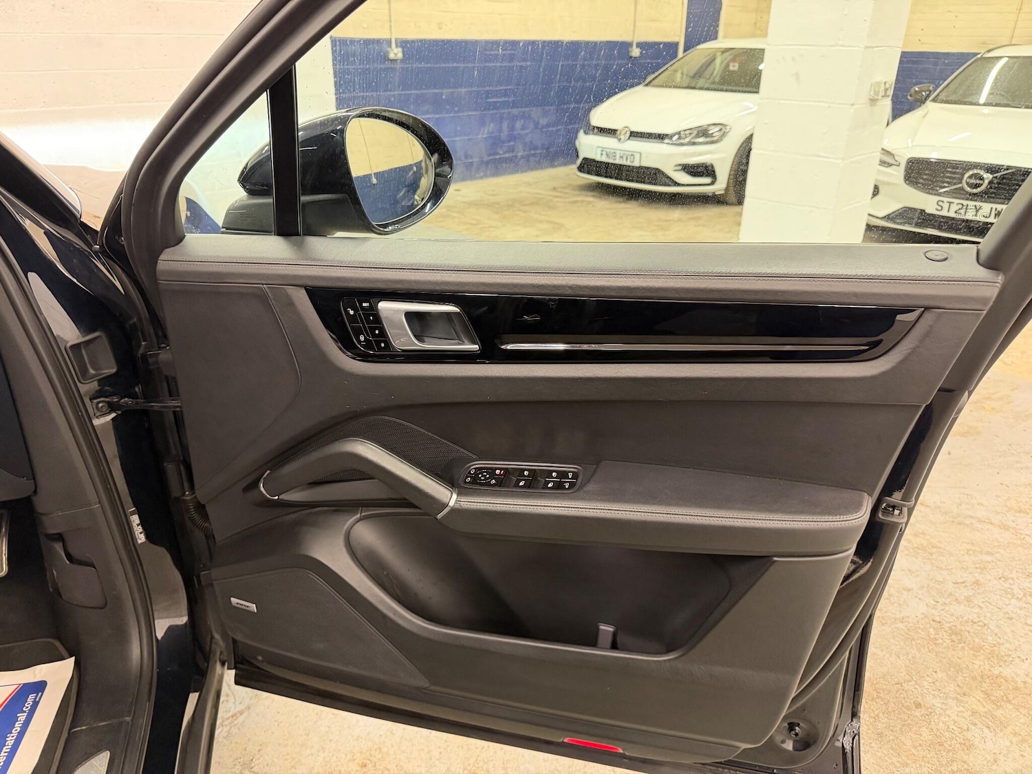 Used Porsche Cayenne 2018 for sale - 76926777: Photo 22