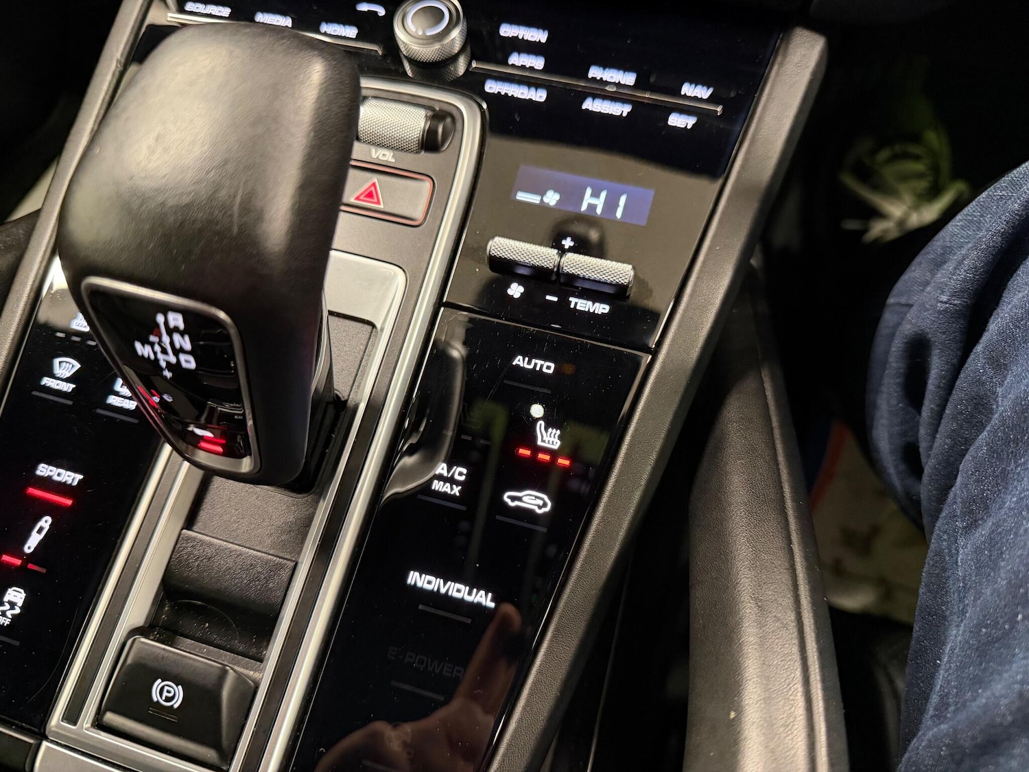 Used Porsche Cayenne 2018 for sale - 76926777: Photo 9