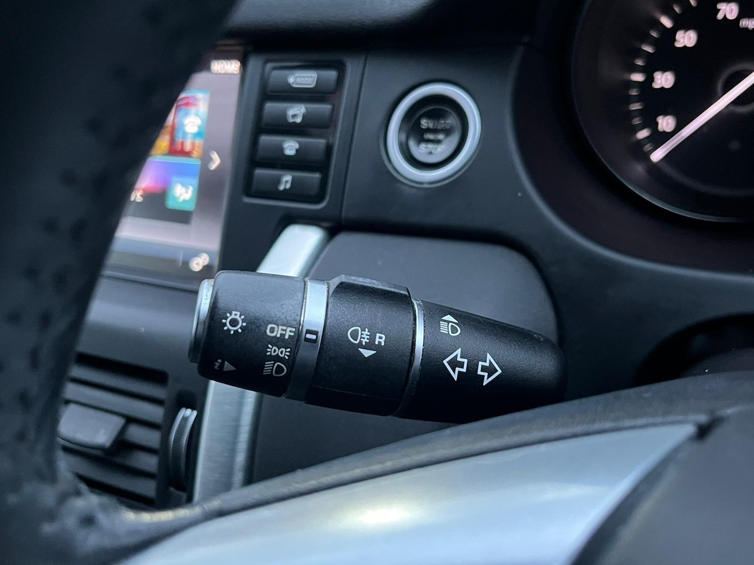 Used Land Rover Discovery Sport 2016 for sale - 77683612: Photo 17