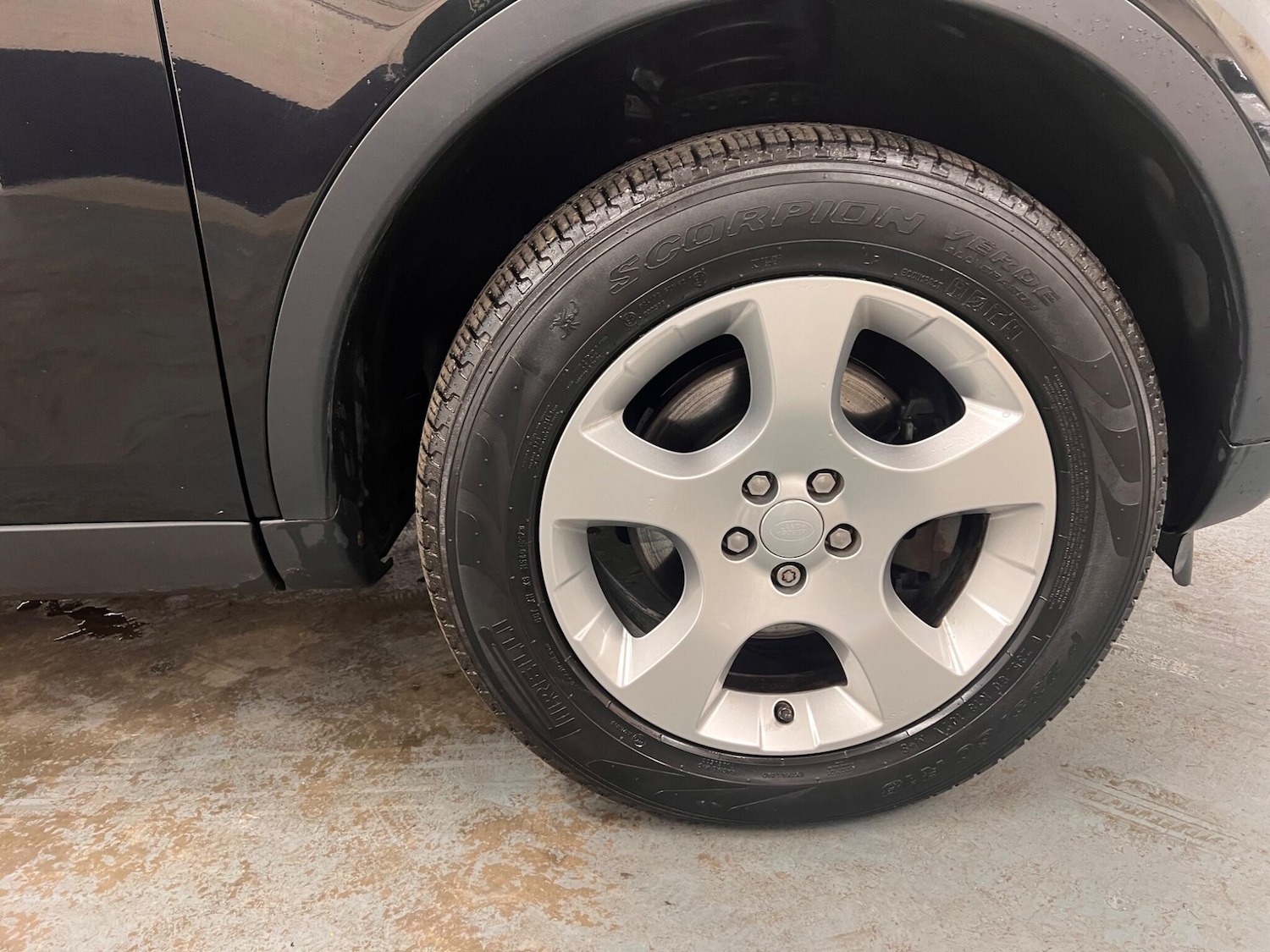 Used Land Rover Discovery Sport 2016 for sale - 77683612: Photo 25