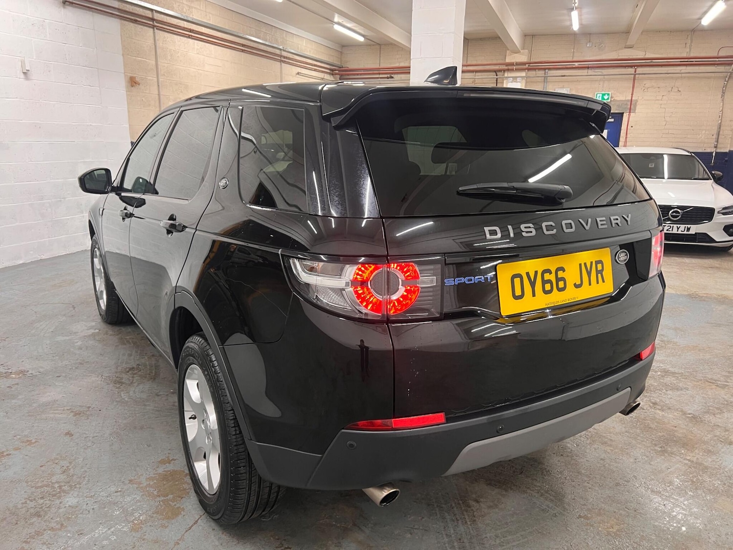 Used Land Rover Discovery Sport 2016 for sale - 77683612: Photo 4