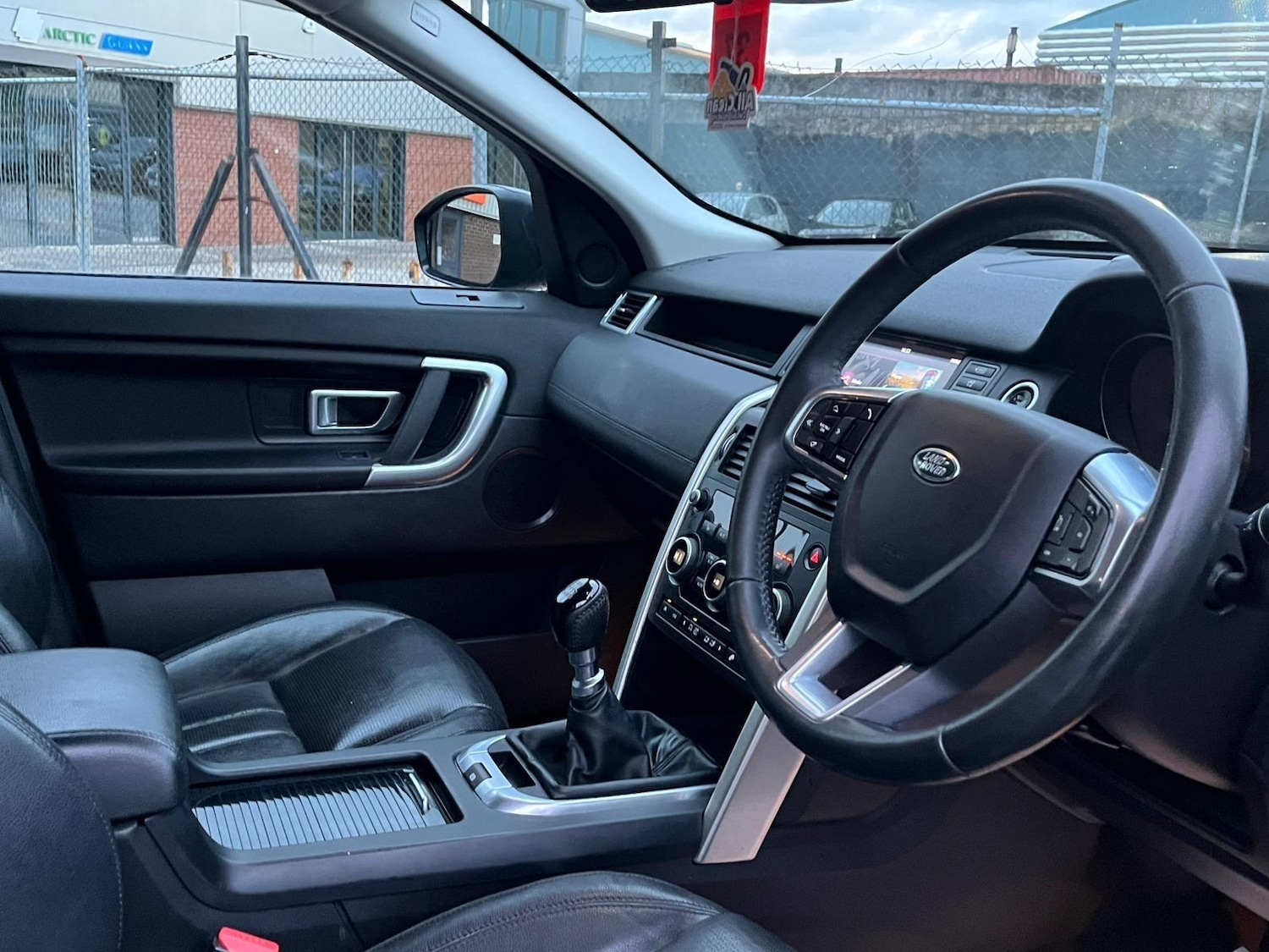 Used Land Rover Discovery Sport 2016 for sale - 77683612: Photo 9