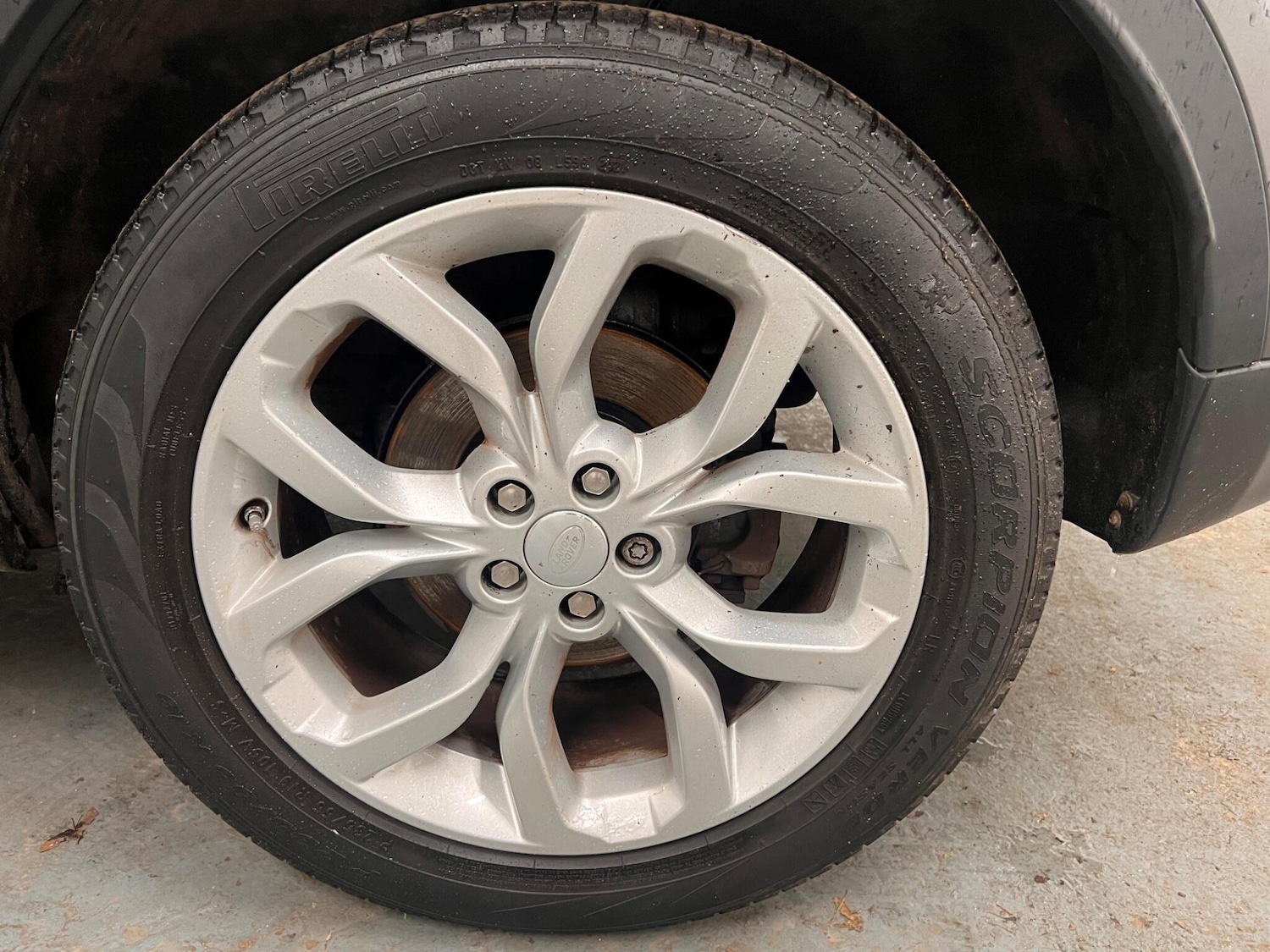 Used Land Rover Discovery Sport 2016 for sale - 76832537: Photo 12