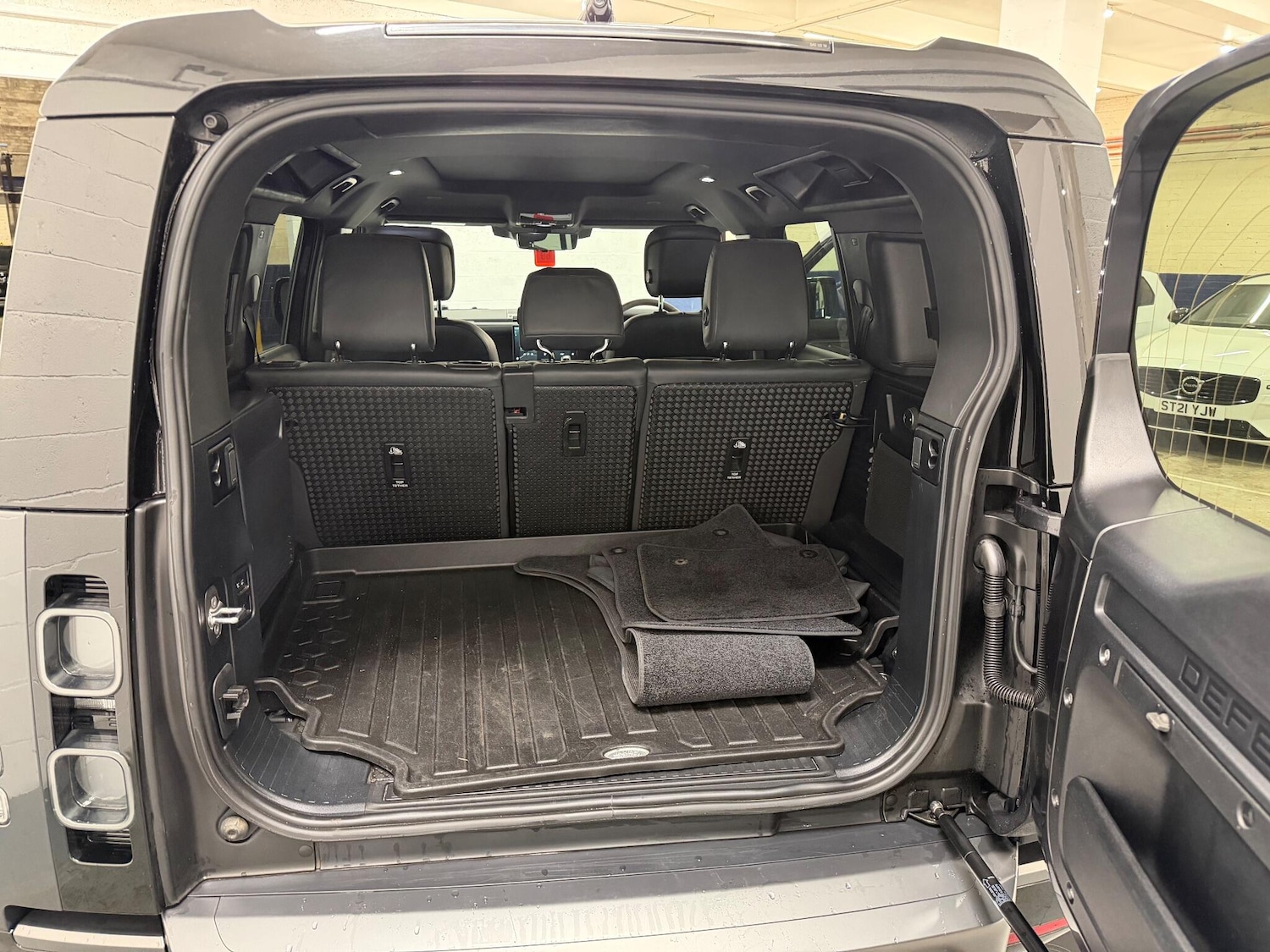 Used Land Rover Defender 2022 for sale - 76865383: Photo 29