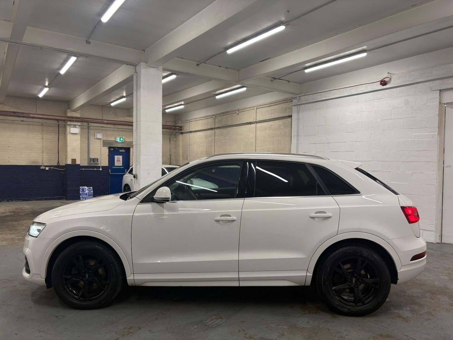 Used Audi Q3 for sale - 77670368: Photo 14