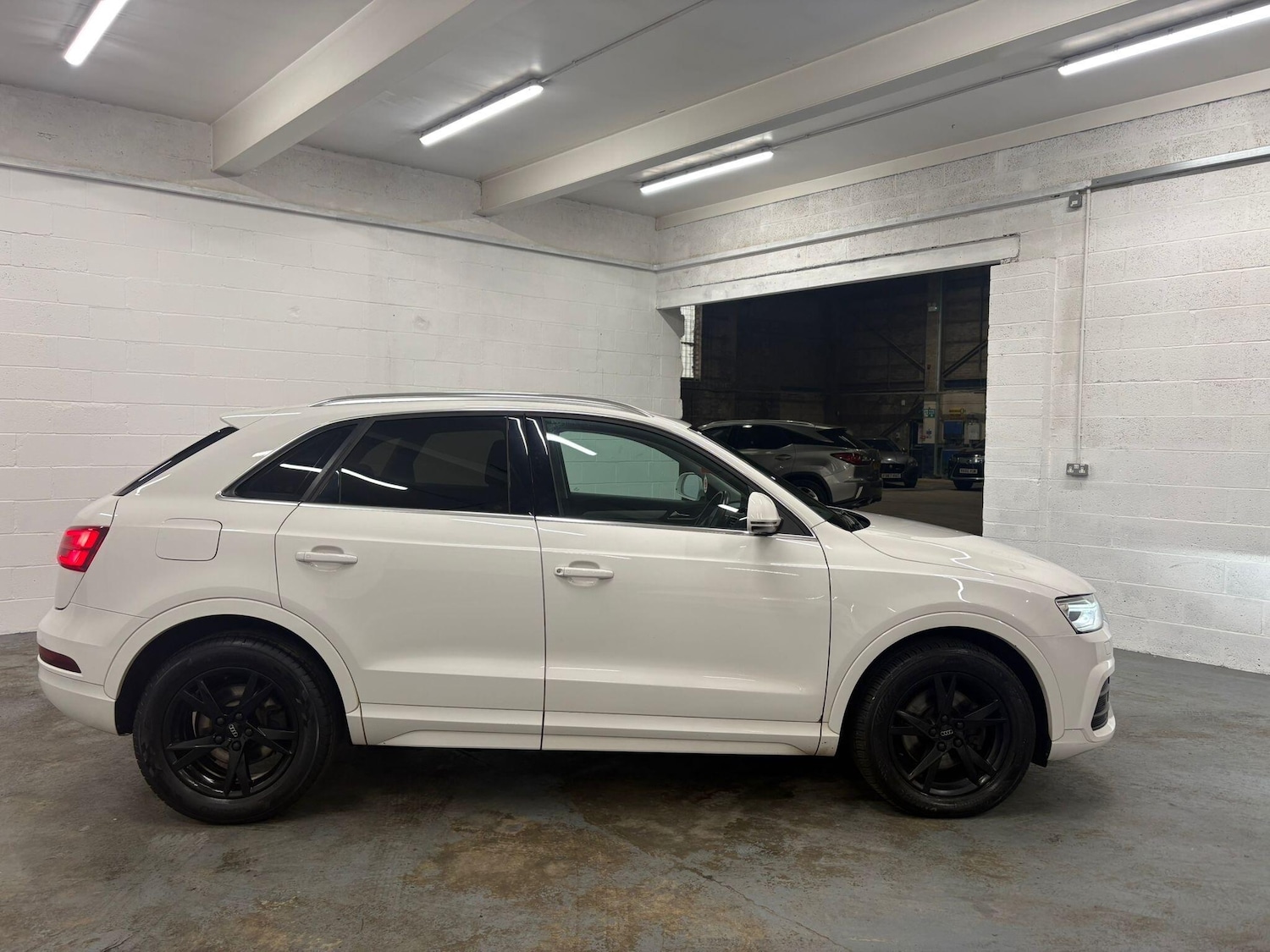 Used Audi Q3 for sale - 77670368: Photo 23