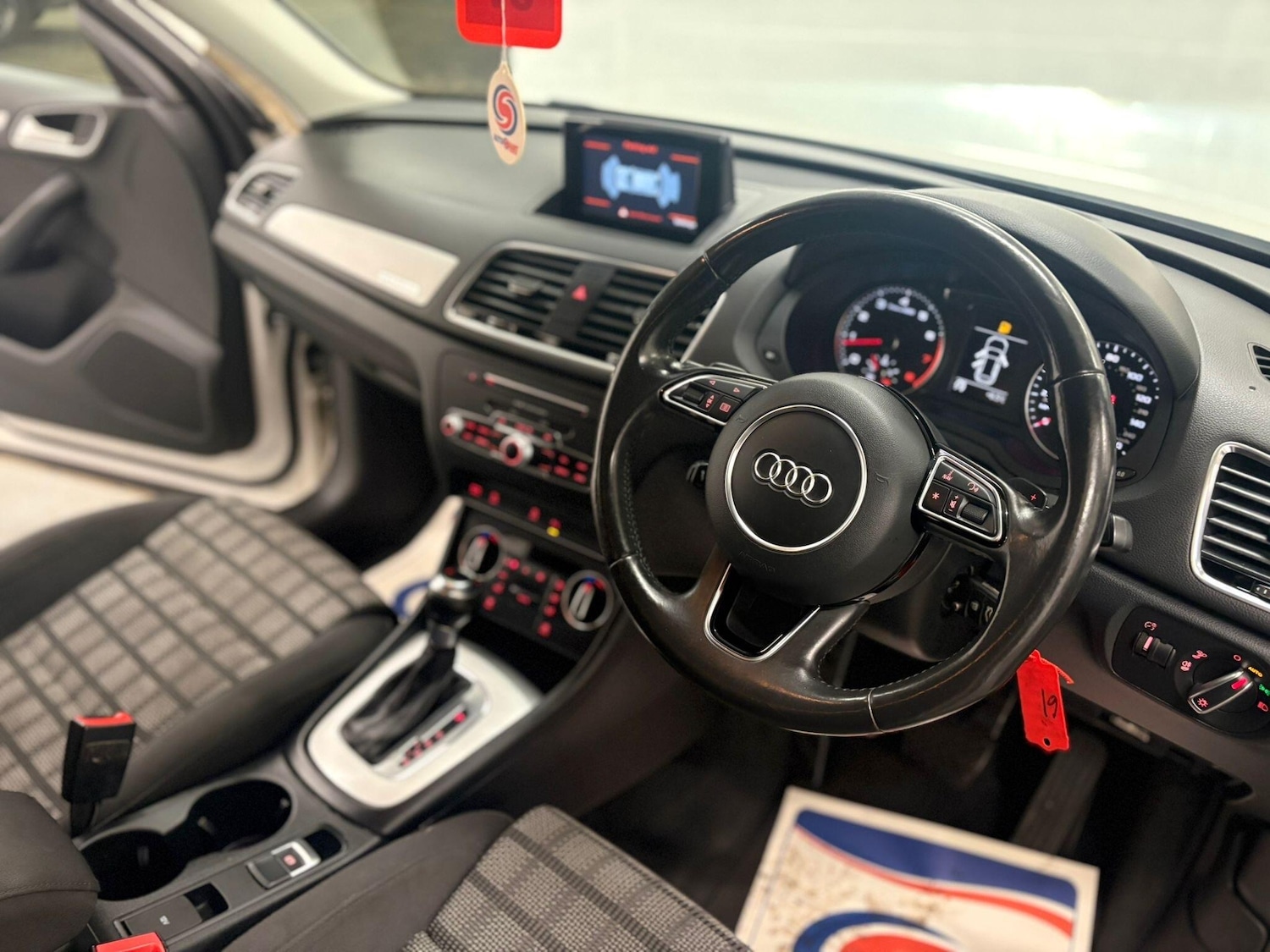 Used Audi Q3 for sale - 77670368: Photo 31