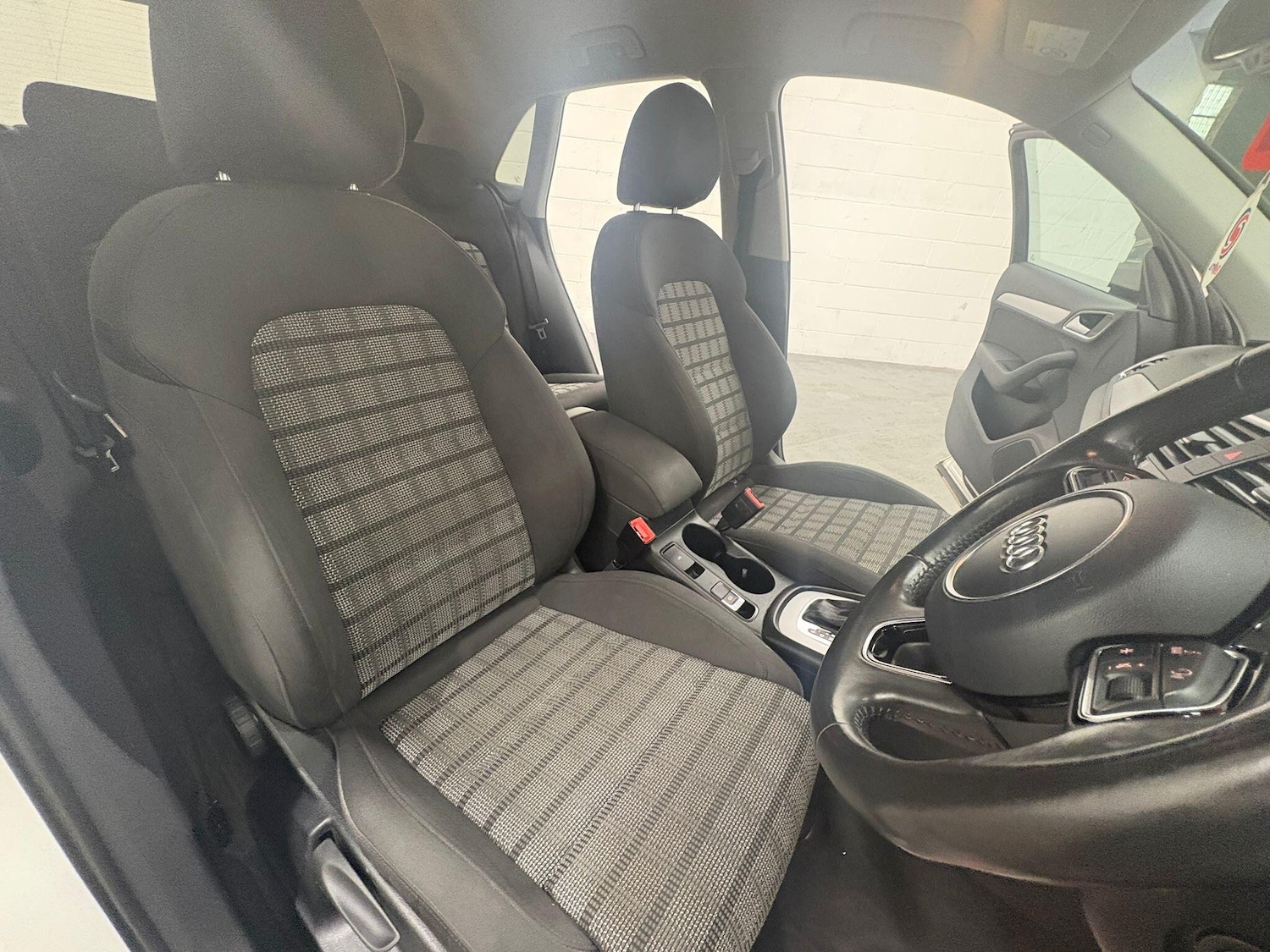 Used Audi Q3 for sale - 77670368: Photo 42