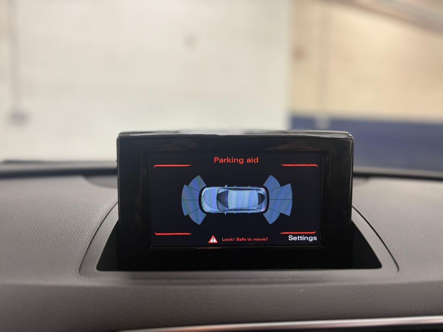 Used Audi Q3 for sale - 77670368: Photo 84