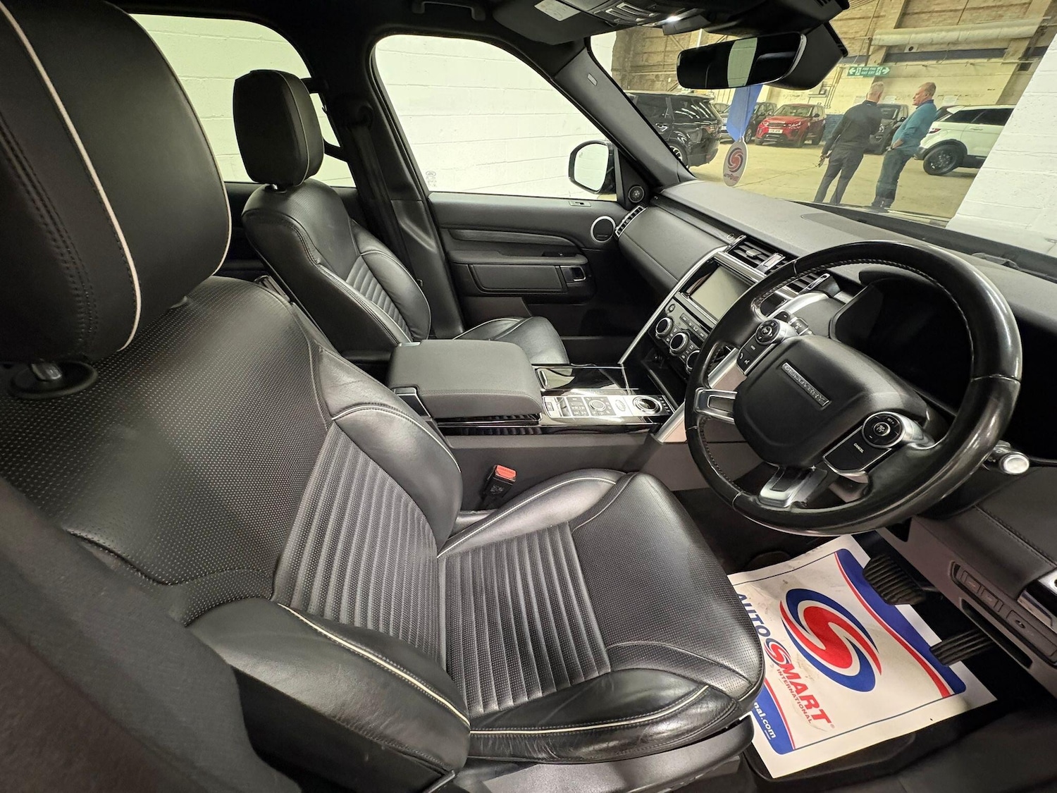 Used Land Rover Discovery 2018 for sale - 77793561: Photo 6