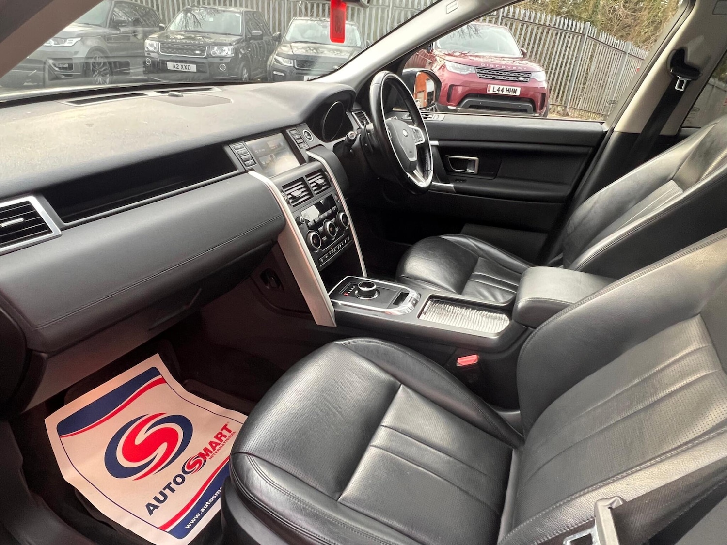 Used Land Rover Discovery Sport 2018 for sale - 77108747: Photo 3