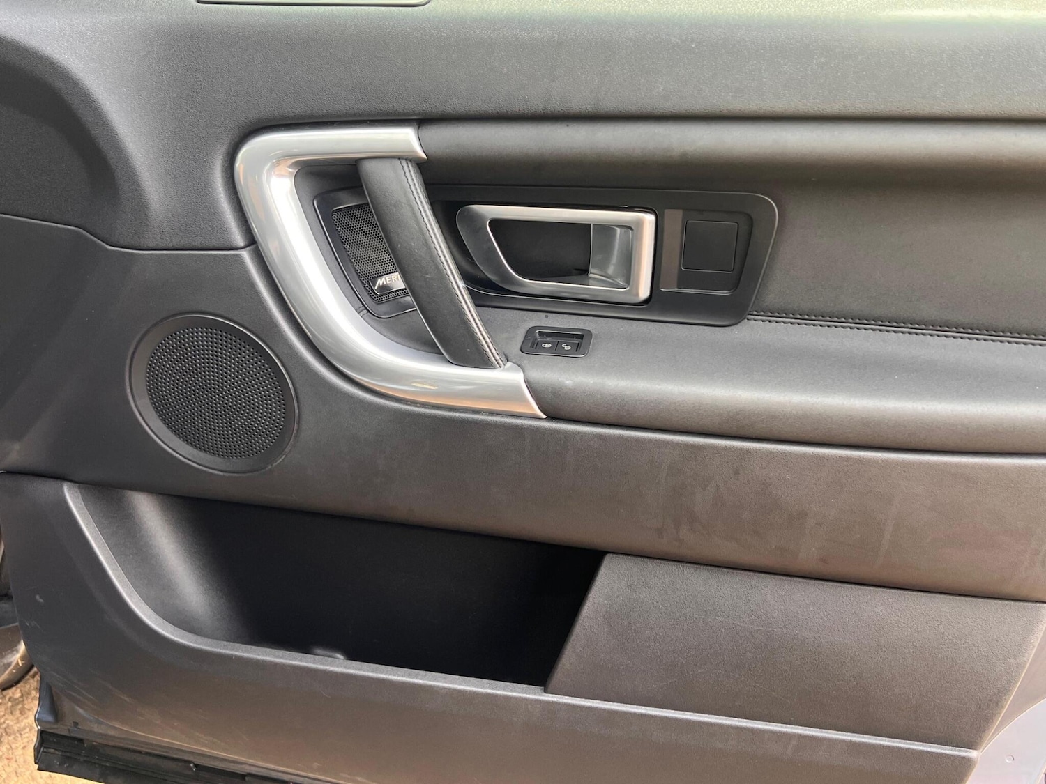 Used Land Rover Discovery Sport 2018 for sale - 77108747: Photo 4