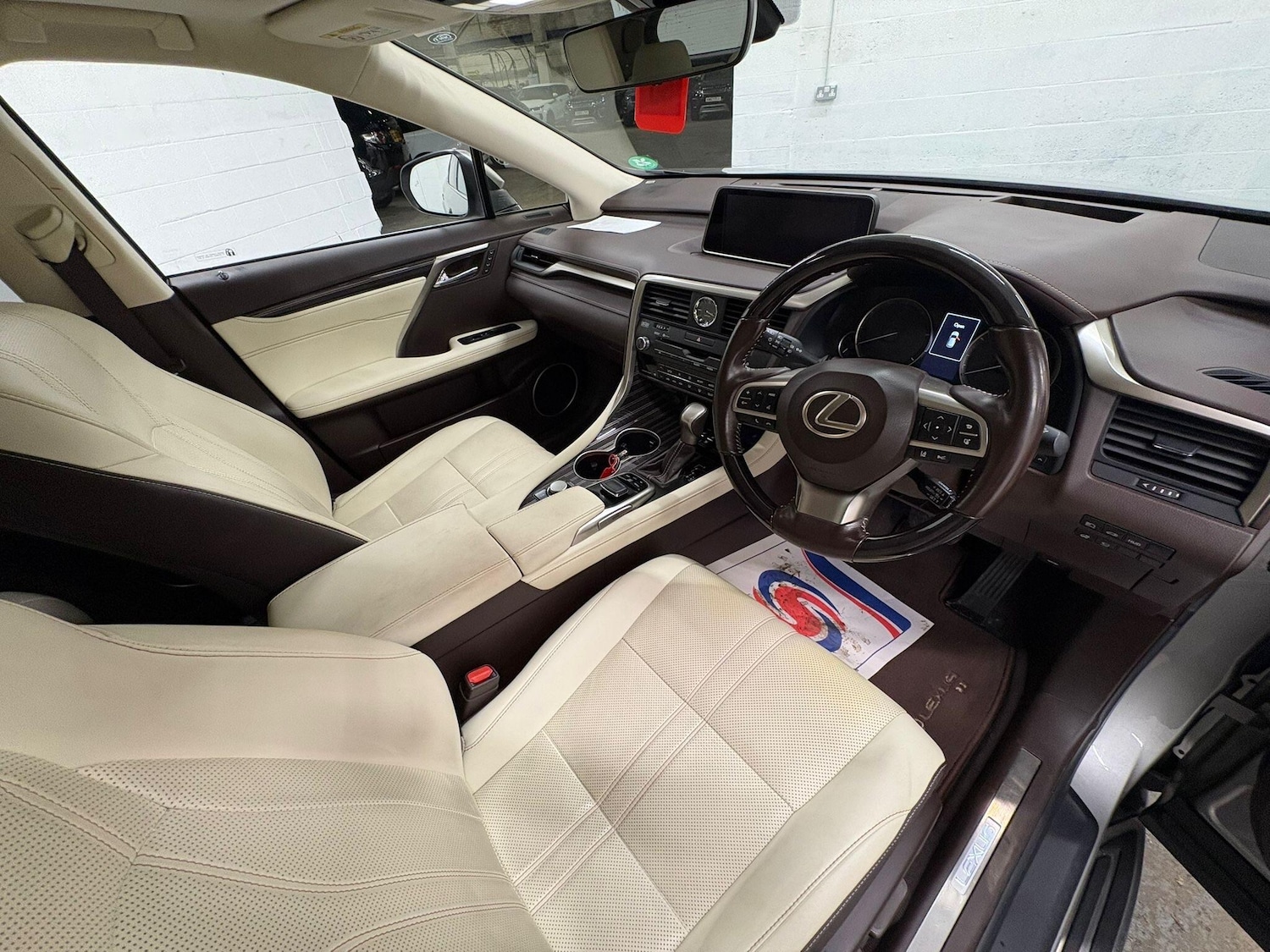 Used Lexus RX 2017 for sale - 76781520: Photo 31