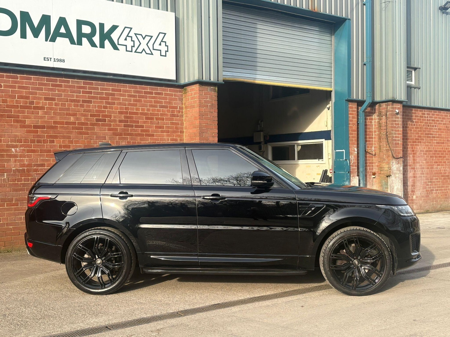 Used Land Rover Range Rover Sport 2018 for sale - 77970603: Photo 31