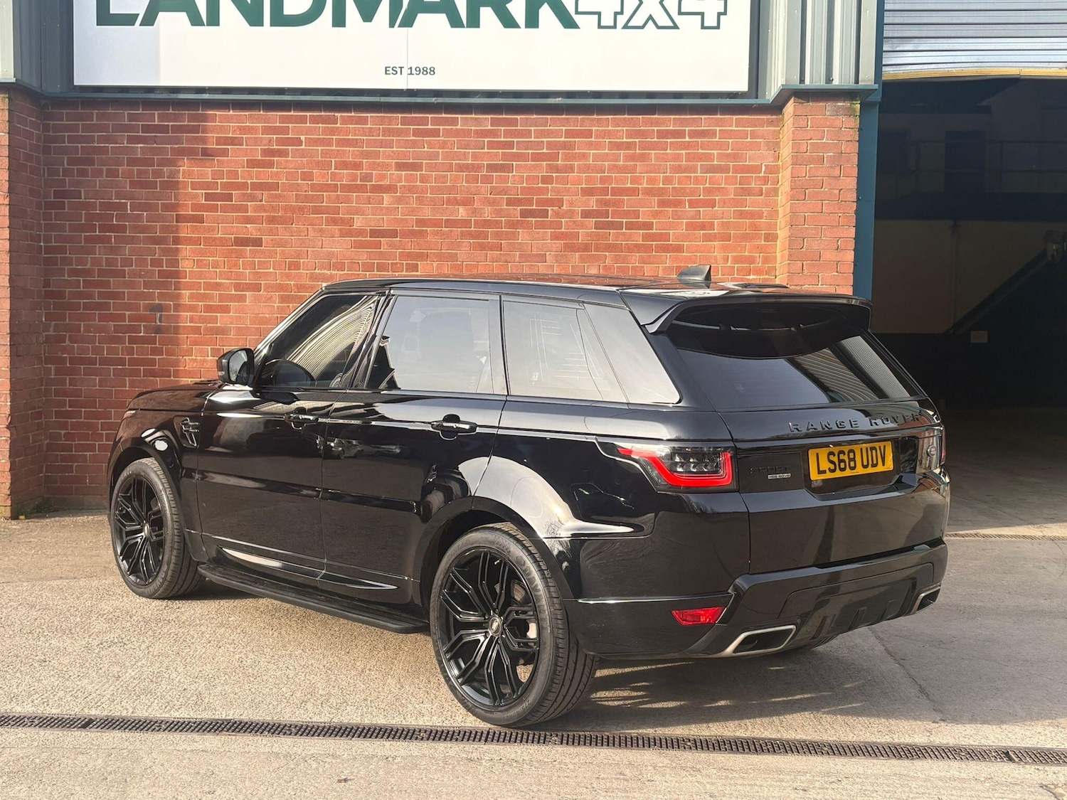 Used Land Rover Range Rover Sport 2018 for sale - 77970603: Photo 36
