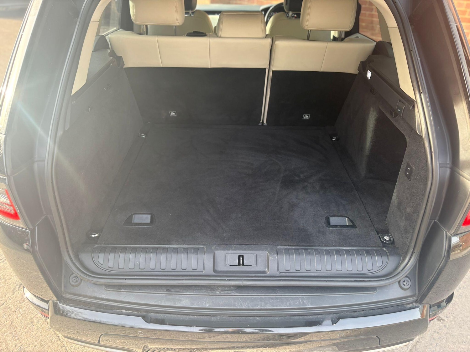 Used Land Rover Range Rover Sport 2018 for sale - 77970603: Photo 42