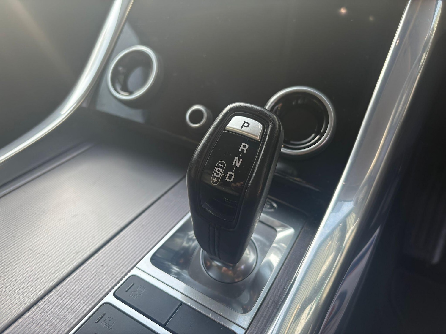 Used Land Rover Range Rover Sport 2018 for sale - 77970603: Photo 65