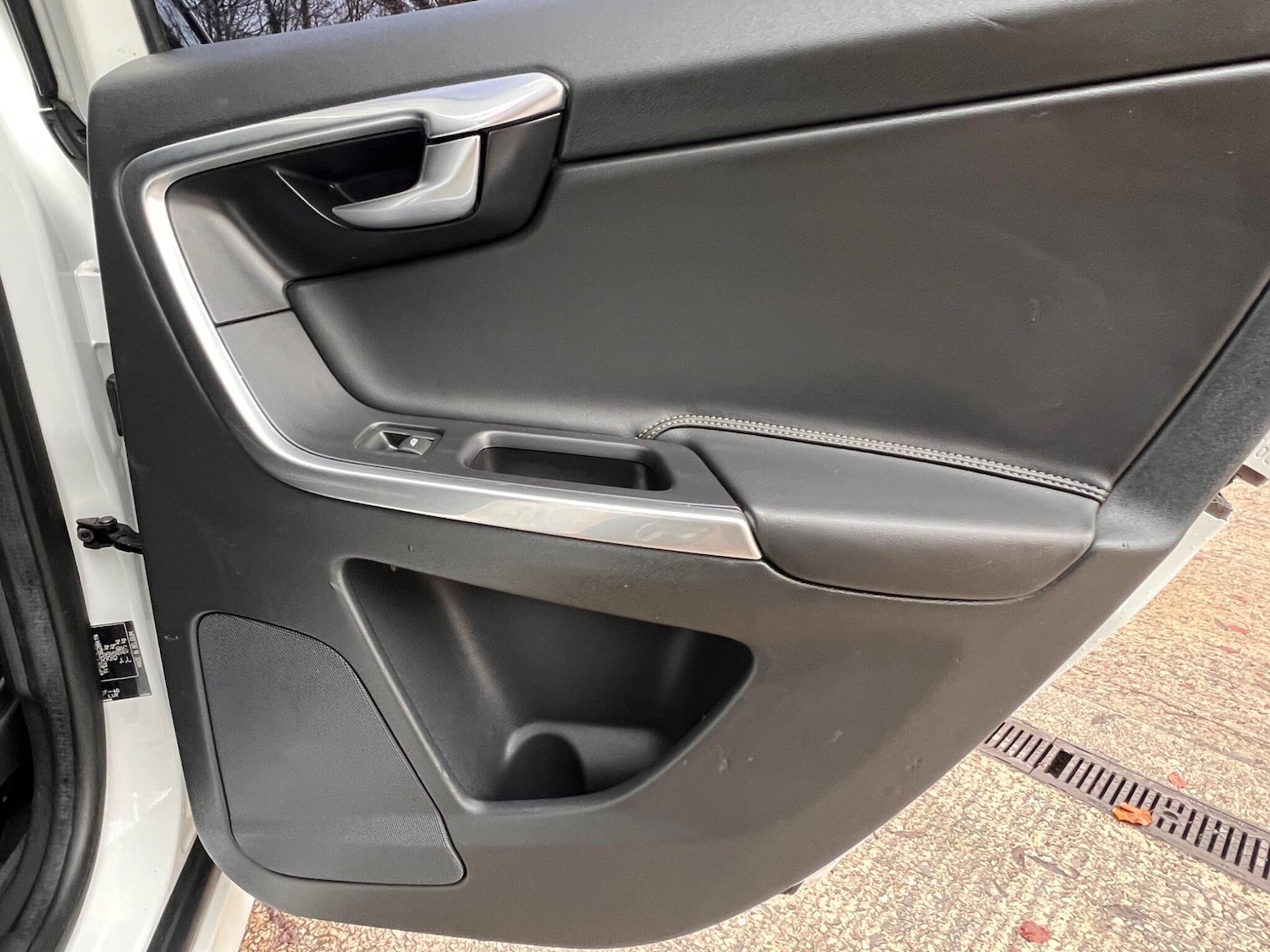 Used Volvo XC60 2016 for sale - 76498799: Photo 11