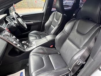 Used Volvo XC60 2016 for sale - 76498799: Photo