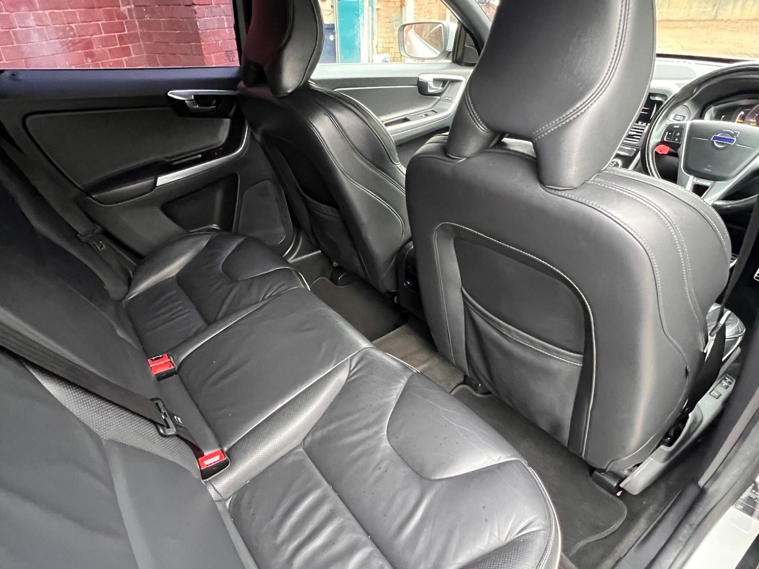 Used Volvo XC60 2016 for sale - 76498799: Photo 37