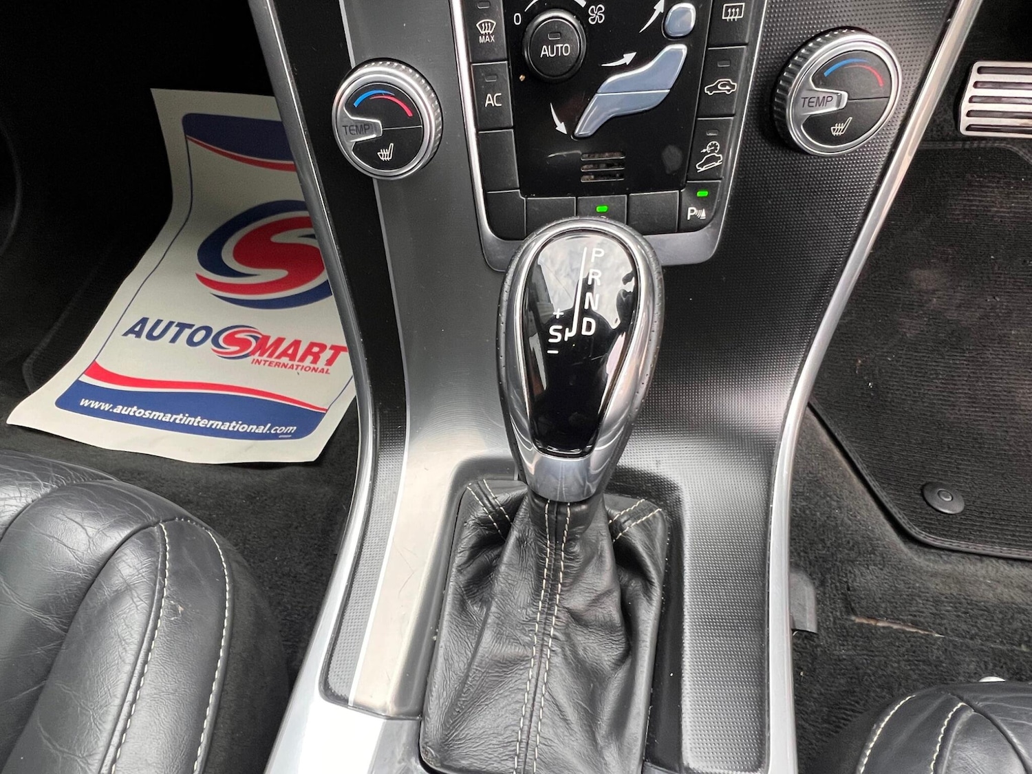 Used Volvo XC60 2016 for sale - 76498799: Photo 40