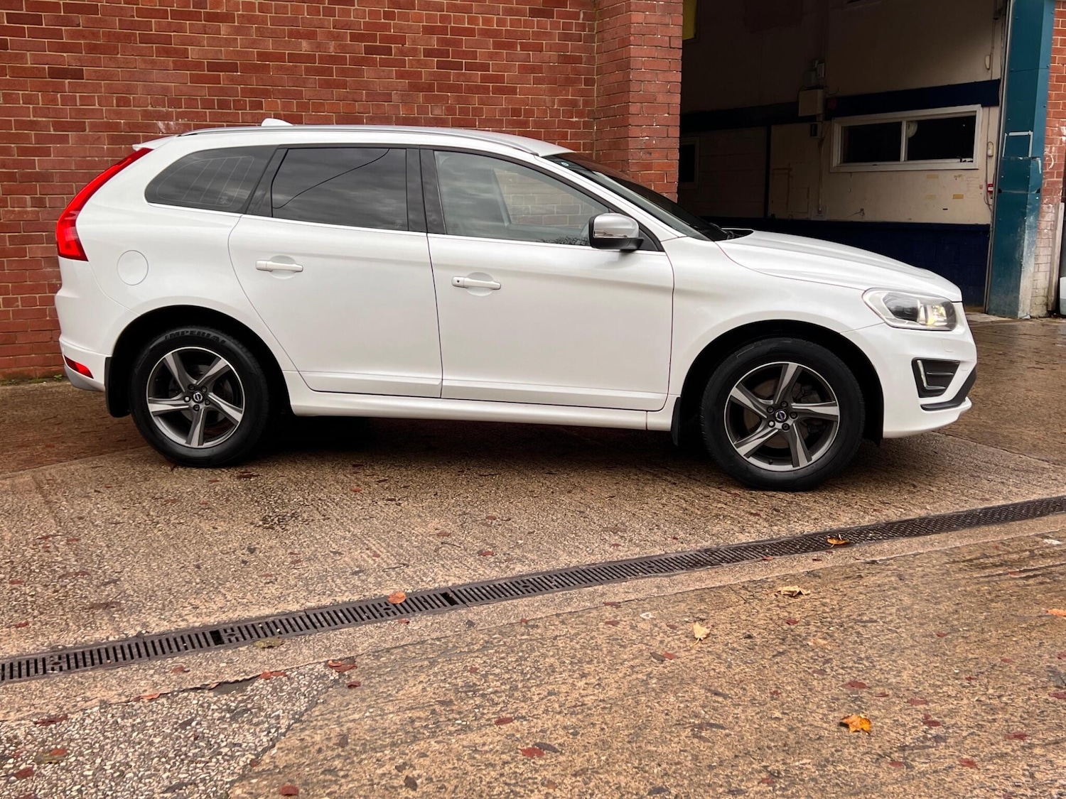 Used Volvo XC60 2016 for sale - 76498799: Photo 6
