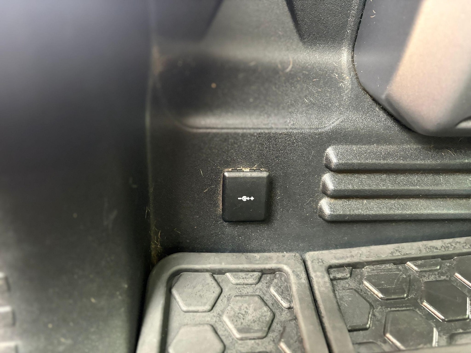 Used Land Rover Defender 2021 for sale - 77109596: Photo 61