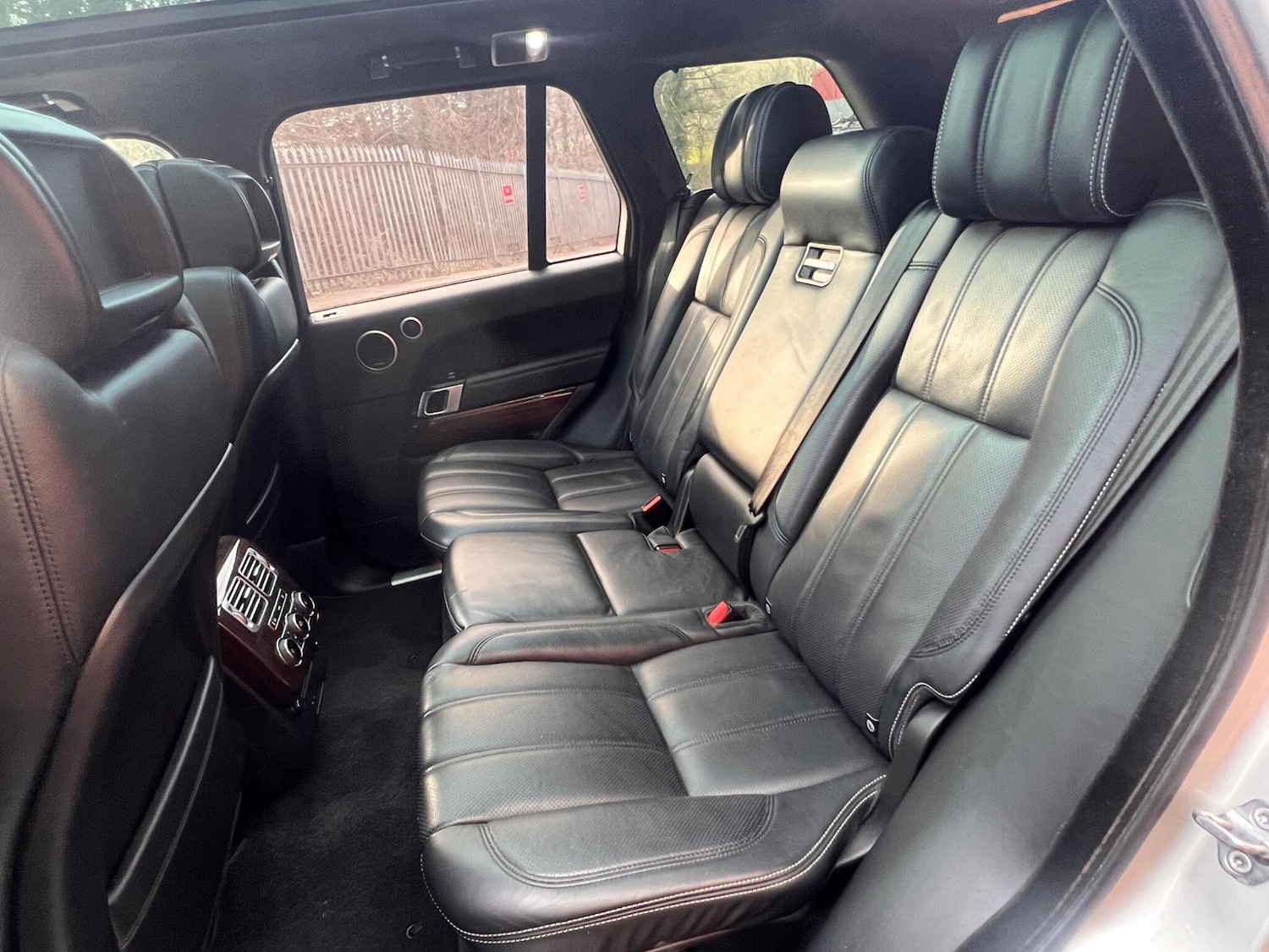 Used Land Rover Defender 2021 for sale - 77109596: Photo 88