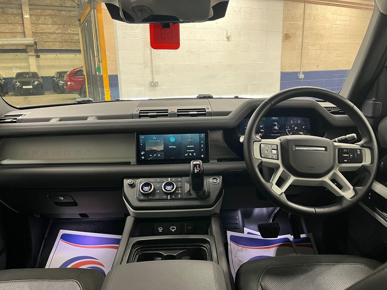 Used Land Rover Defender 110 for sale - 77783531: Photo 23