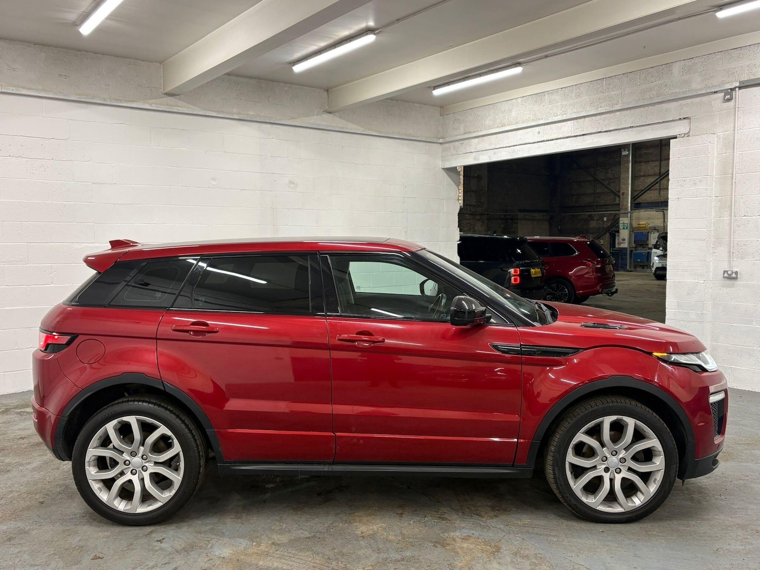 Used Land Rover Range Rover Evoque 2017 for sale - 77097352: Photo 7