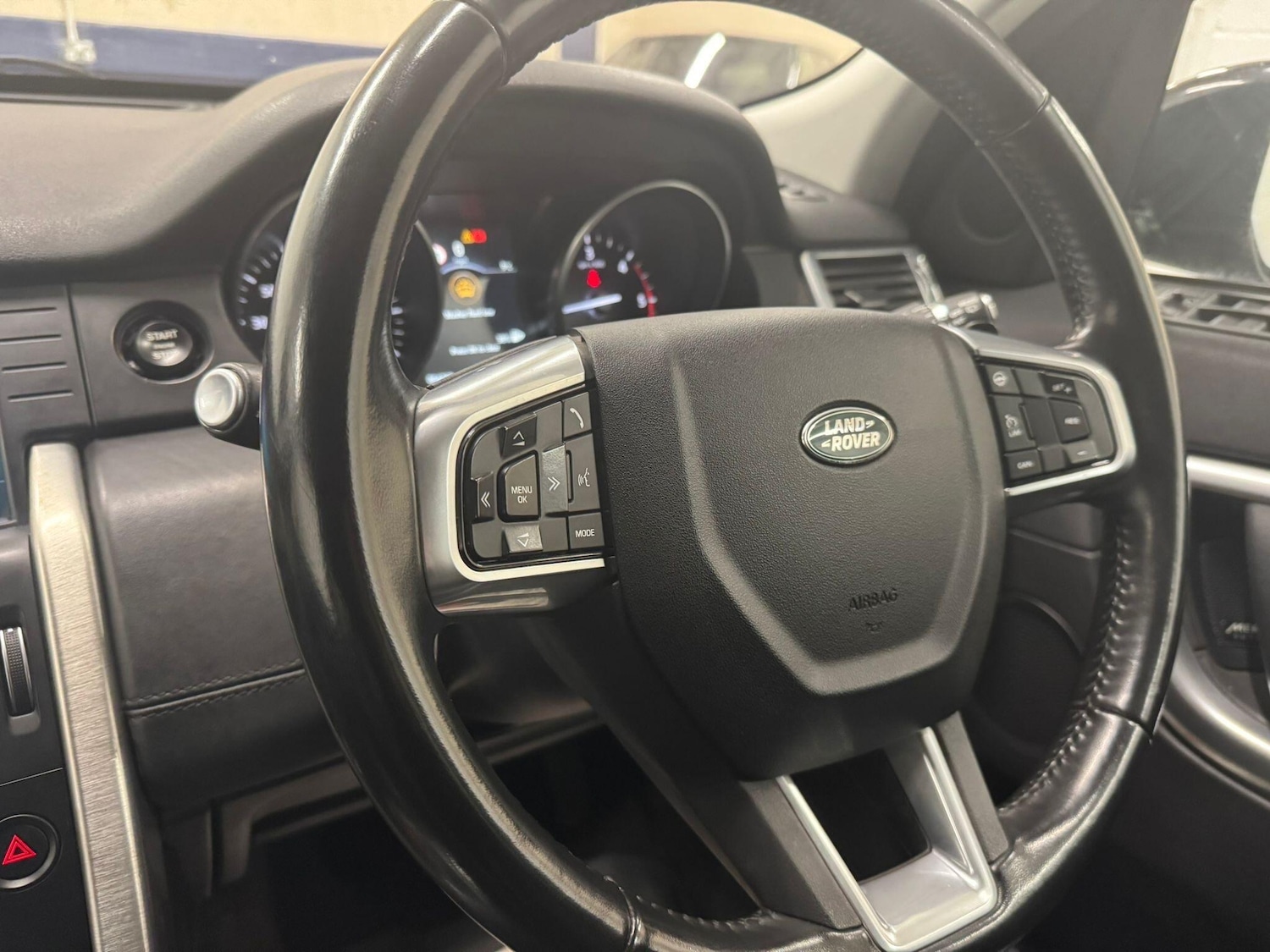 Used Land Rover Discovery Sport for sale - 77898477: Photo 44