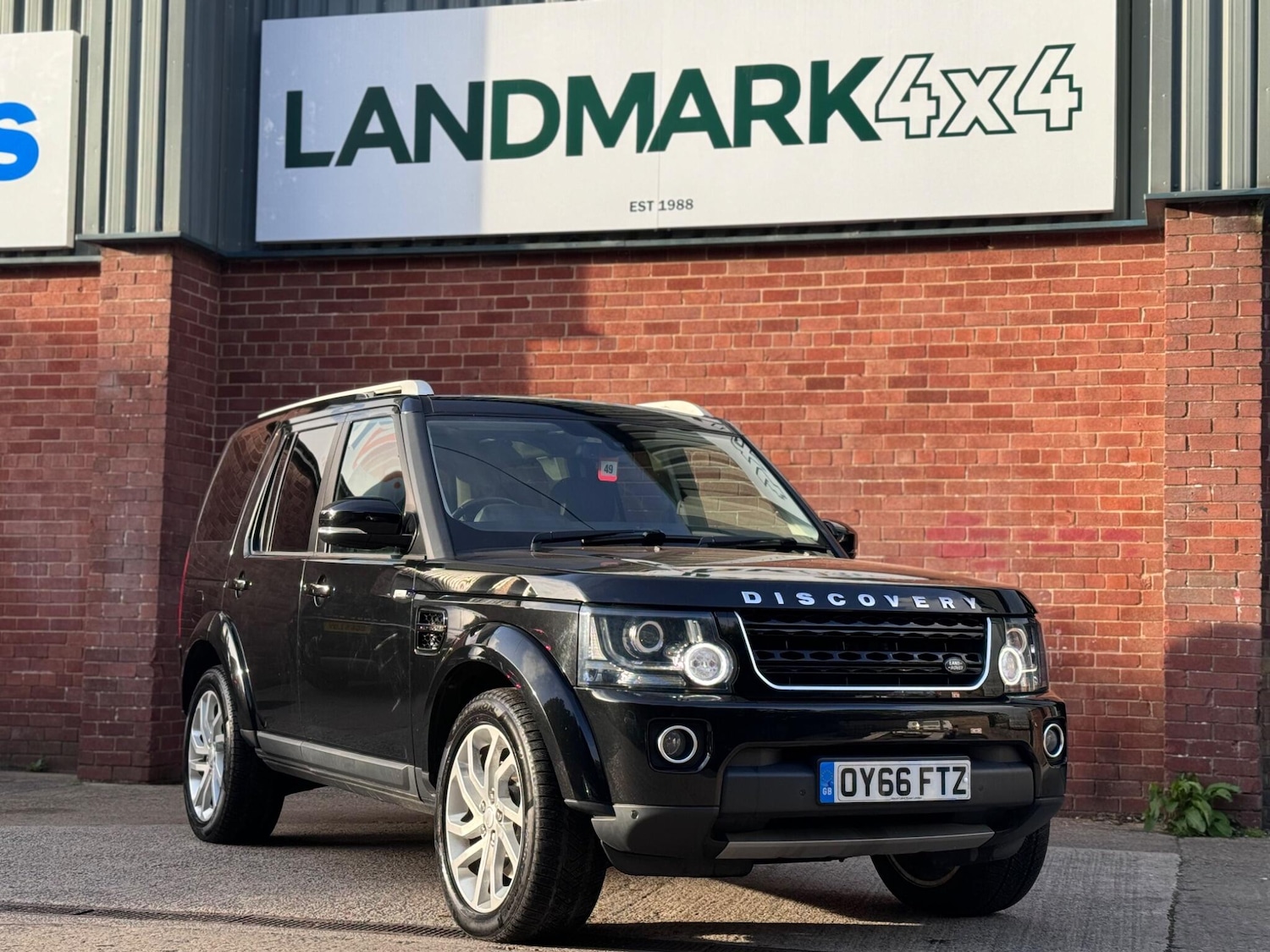 Used Land Rover Discovery 4 2016 for sale - 76200241: Photo 1