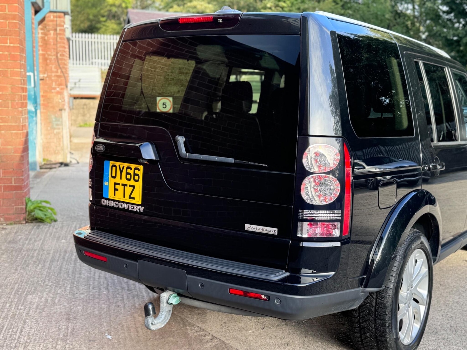 Used Land Rover Discovery 4 2016 for sale - 76200241: Photo 13
