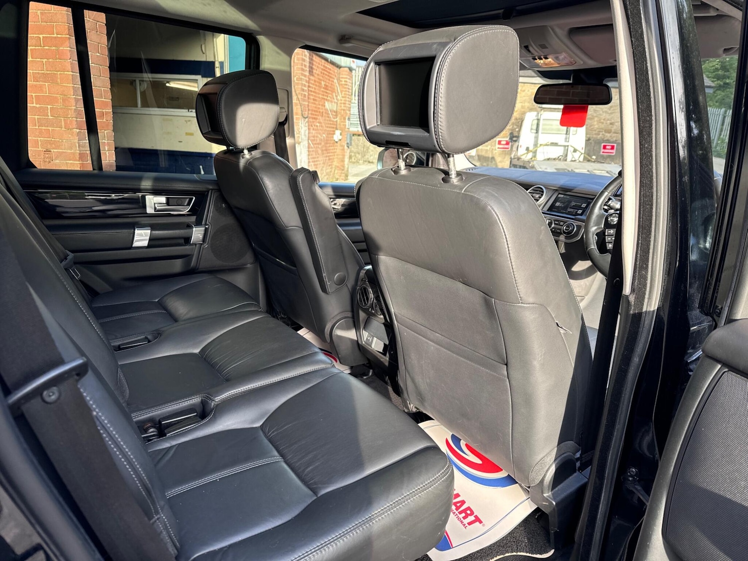 Used Land Rover Discovery 4 2016 for sale - 76200241: Photo 19