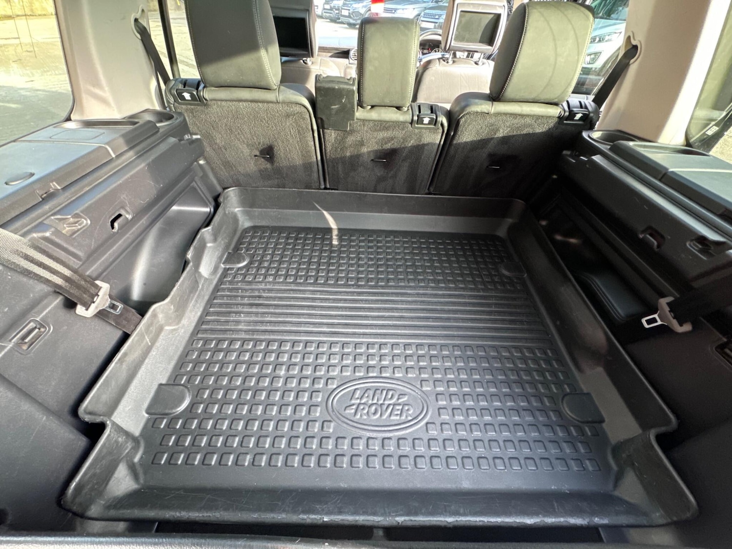 Used Land Rover Discovery 4 2016 for sale - 76200241: Photo 22